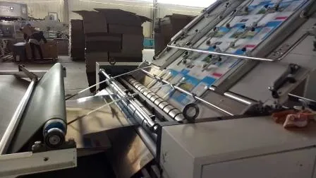 Fabricants automatiques de machines à plastifier les feuilles de carton ondulé